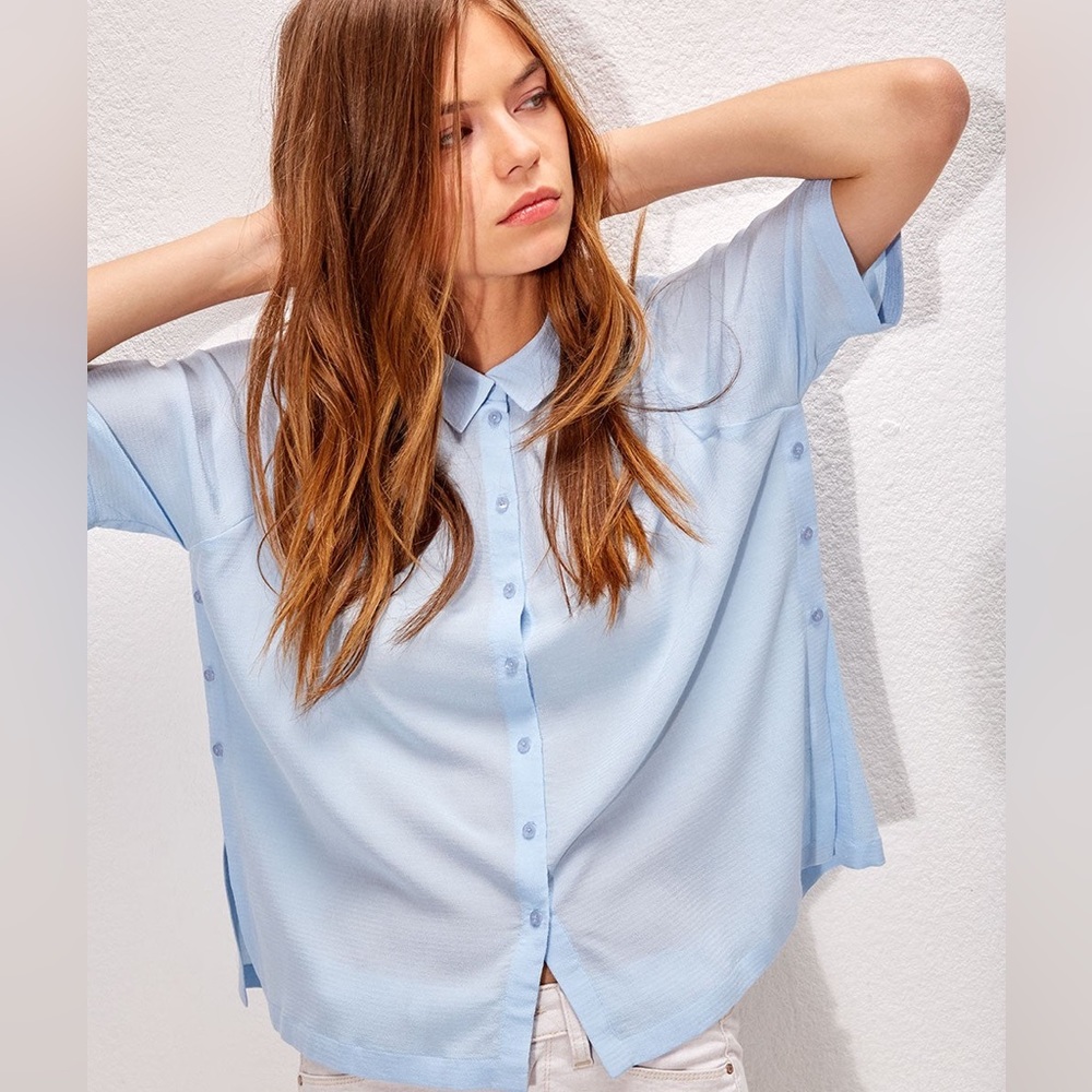 Cop.Copine bibione light blue button up shirt